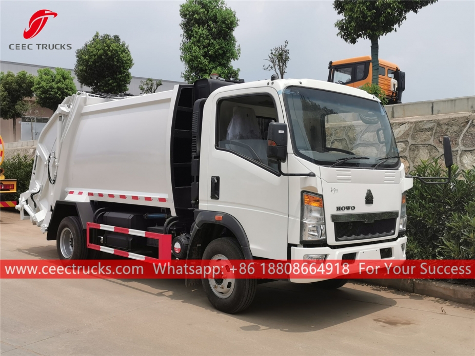 RHD Garbage Compactor Truck HOWO