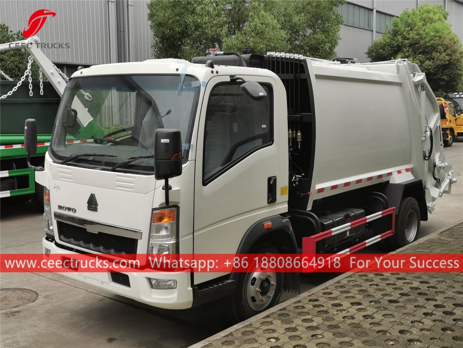 RHD Garbage Compactor Truck HOWO