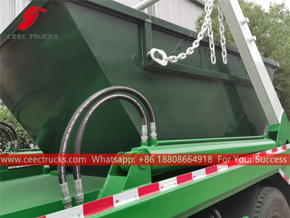 Dongfeng RHD Swing arm refuse truck