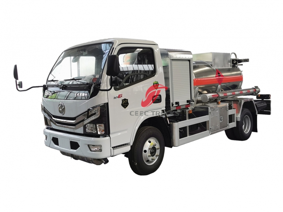 2CBM Fuel bowser truck Dongfeng