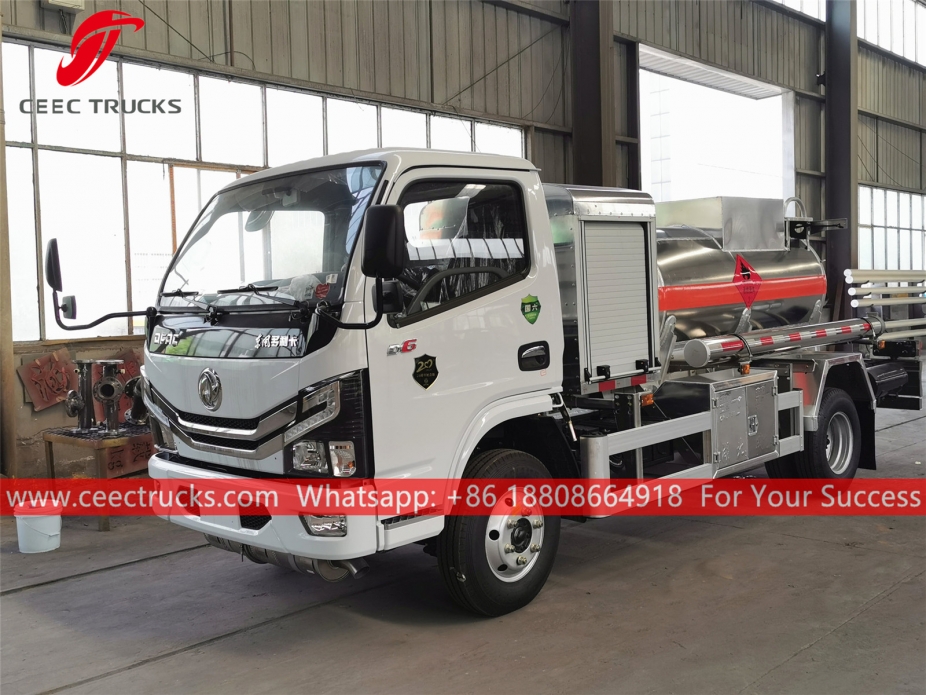 2CBM Fuel bowser truck Dongfeng