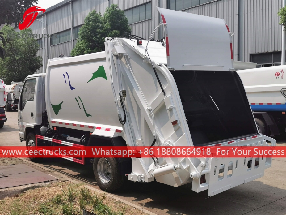 ISUZU 6CBM Rear load garbage truck