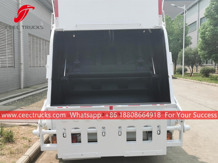 ISUZU 6CBM Rear load garbage truck