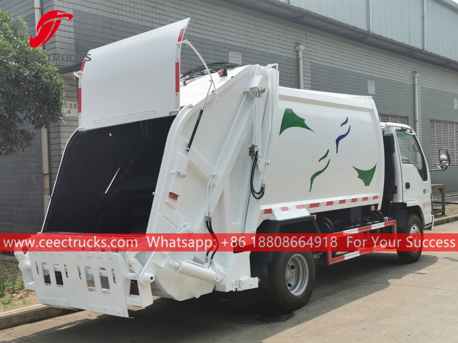 ISUZU 6CBM Rear load garbage truck