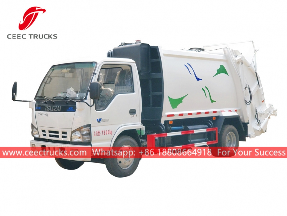 ISUZU 6CBM Rear load garbage truck