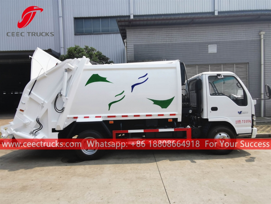 ISUZU 6CBM Rear load garbage truck