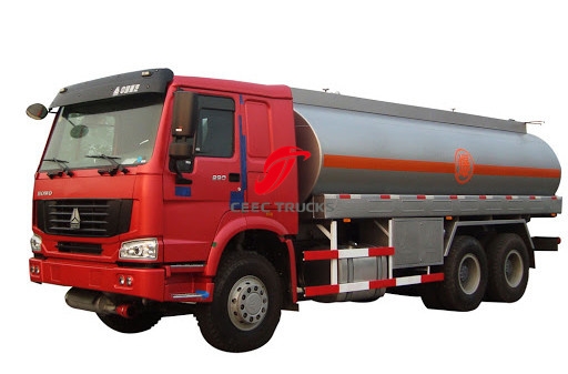 SINOTRUK HOWO 6X6 all wheel drive Fuel bowser Mga trak ng tanker ng langis