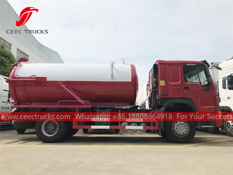 HOWO 4×2 right hand drive vacuum tanker truck