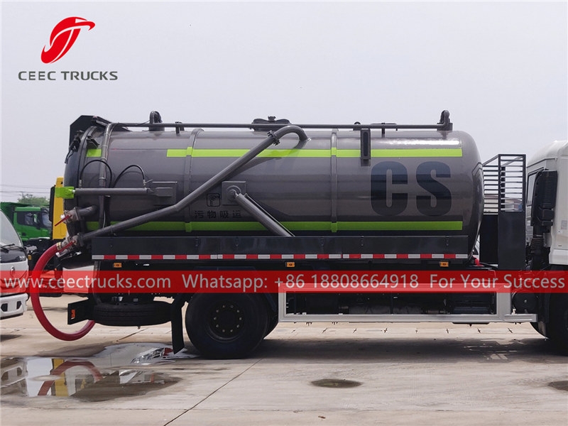 ISUZU 6 wheeler vacuum sewage truck