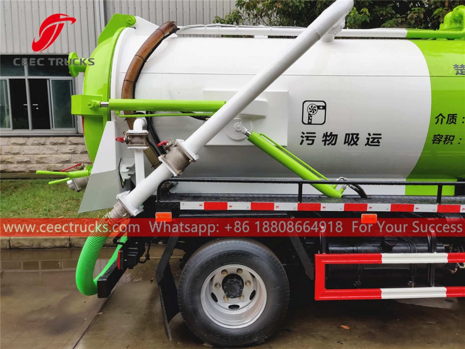 Dongfeng 4×2 vacuum suction truck