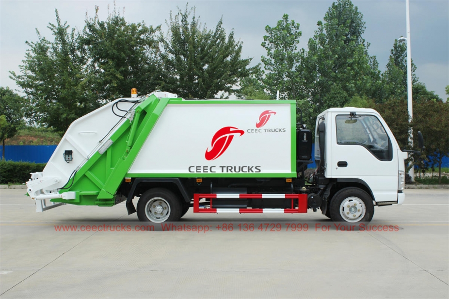 ISUZU rear loader compactor truck for export