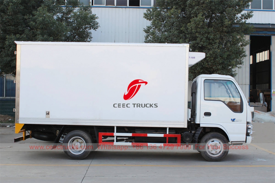 ISUZU NKR chiller lorry