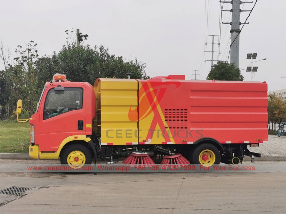 HOWO 5cbm road sweeper truck