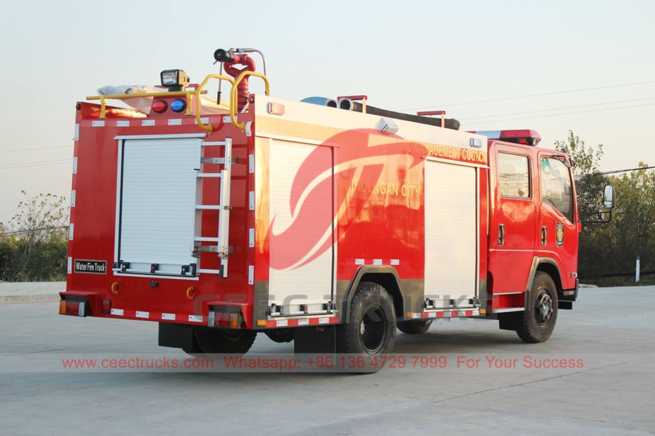 ISUZU water tank fire engine