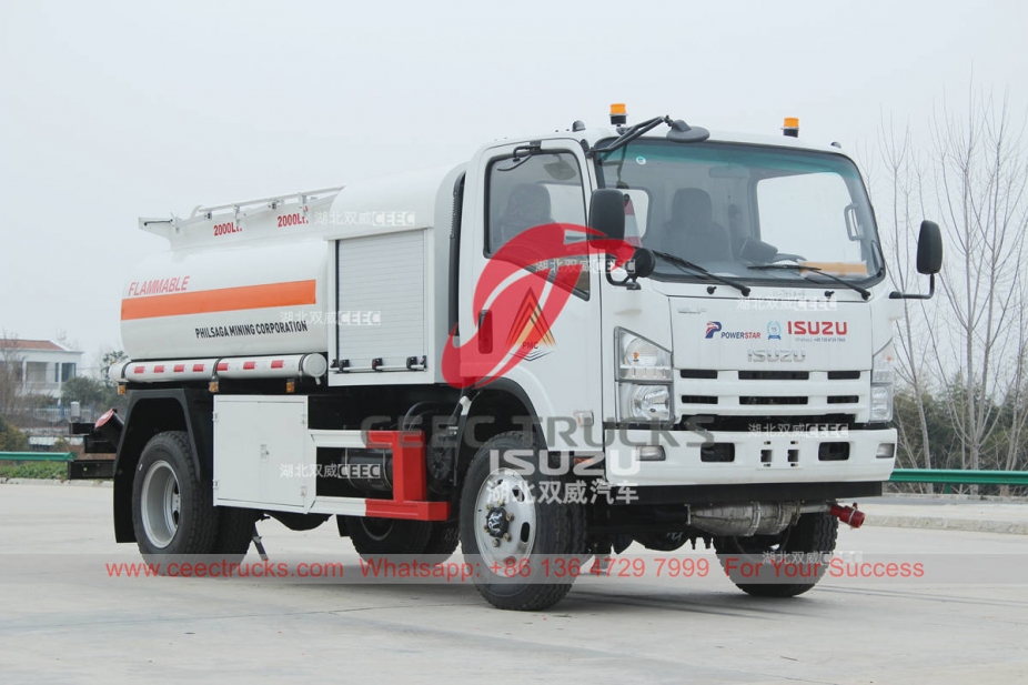 ISUZU 700P 4×4 off-road fuel bowser at discount price