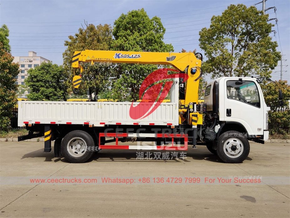 ISUZU 700P 4×4 off-road Crane Truck at best price