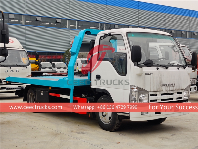 ISUZU 100P breakdown wrecker truck