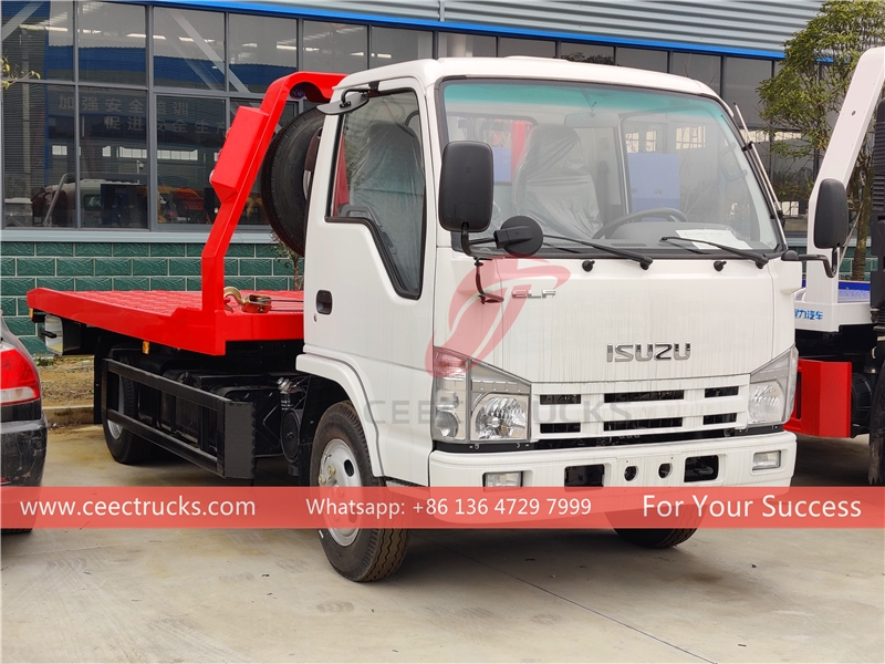 ISUZU NQR wrecker truck