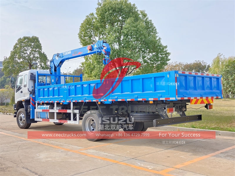 ISUZU FVR 4×4 AWD Crane Truck for sale