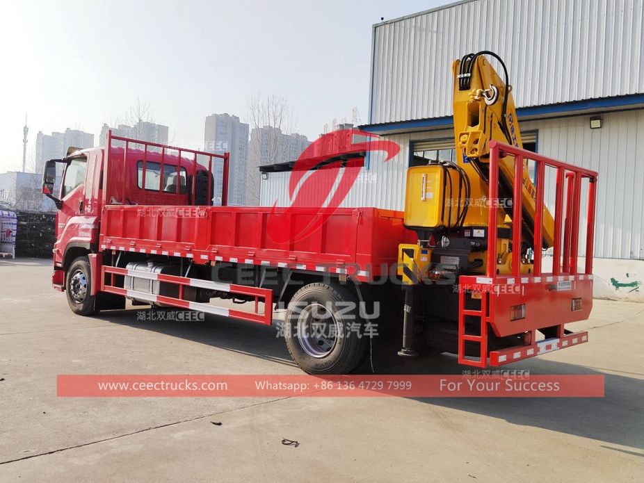 ISUZU GIGA 4×2 truck mounted crane