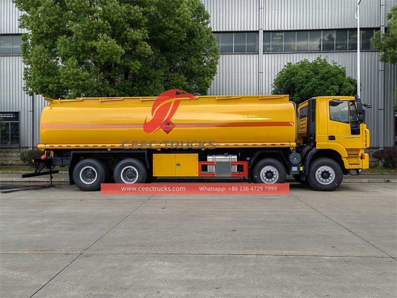 IVECO 340hp 30000 liters Fuel oil delivery tanker truck