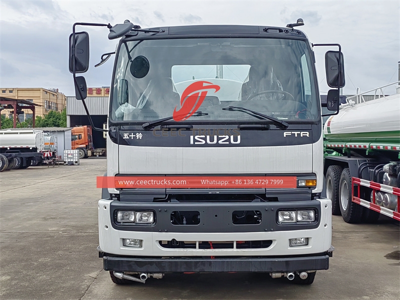 ISUZU FTR 12,000L Water tanker truck papuntang Vietnam