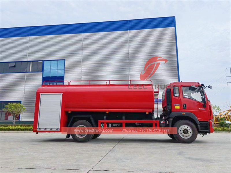 HOWO fire fighting 8,000L water tank truck with factory direct sale