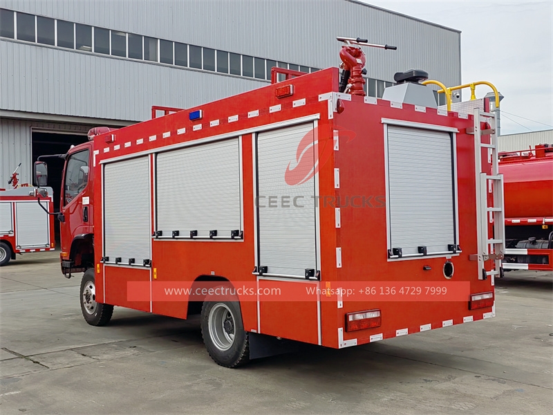 FAW 4x4 forest fire fighting truck with 4CBM water tank