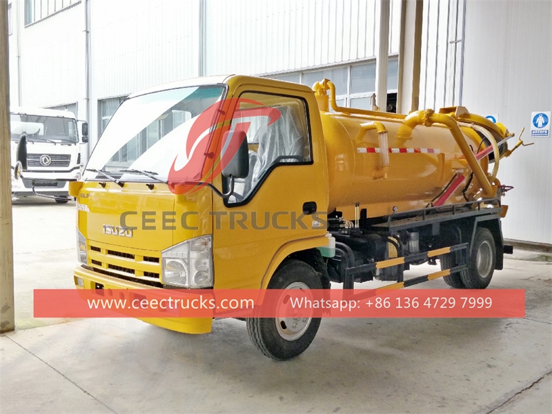 Isuzu NKR vacuum tank truck made in China