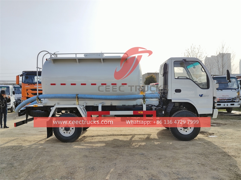 Isuzu mini vacuum suction truck made in China