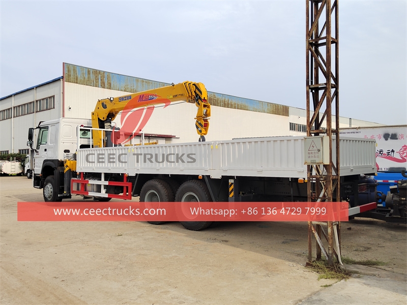 HOWO heavy-duty 400hp truck with XCMG crane