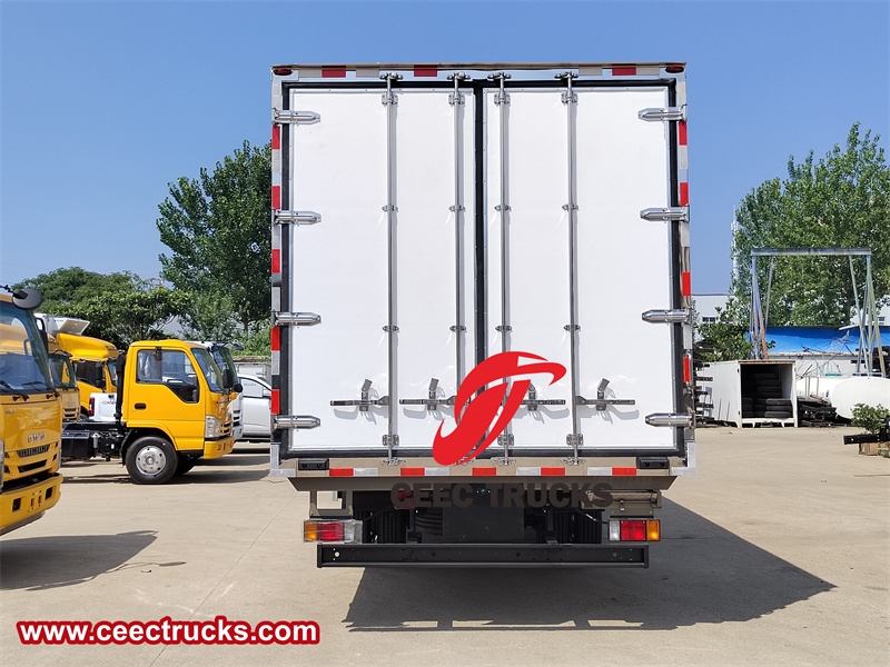 ISUZU 10 tons chiller lorry