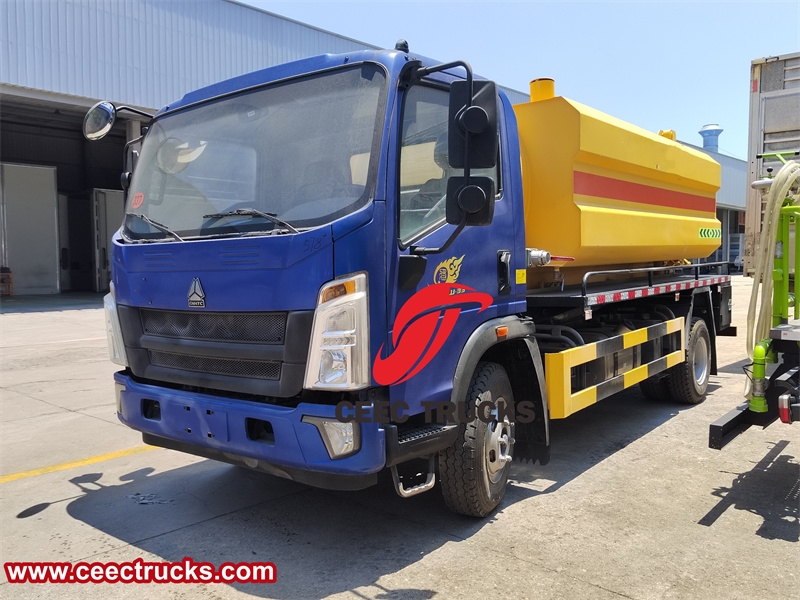 Howo 5 cbm truck mounted sewage jetter with factory direct sale