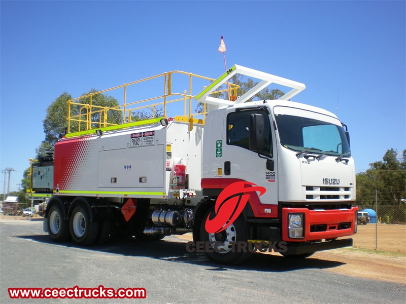 Japan Isuzu Lubrication Service Trucks