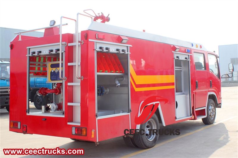 Isuzu 700P water fire fighting truck