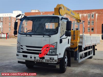 Isuzu 700P boom crane truck