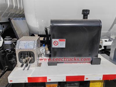 Isuzu KV100 combined dredging vehicle