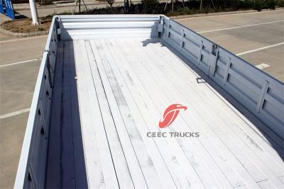 Africa Isuzu FTR 205HP boom crane cargo truck