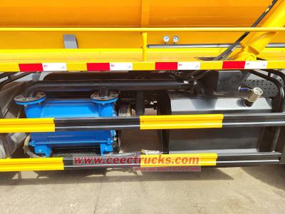Howo 20 cbm vacuum suction pump truck