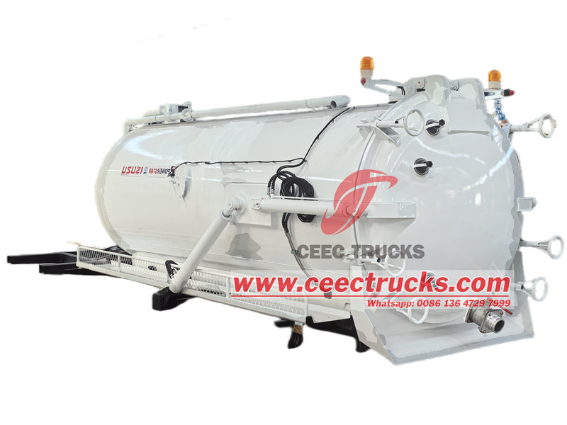 Vacuum tanker na katawan