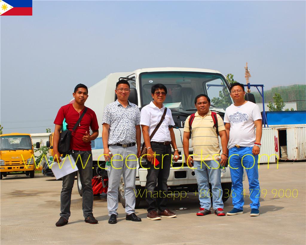 Bumisita sa Amin ang Kliyente ng Pilipinas Para sa Pagsusuri sa Kanyang ISUZU 4CBM Road Sweeper Truck