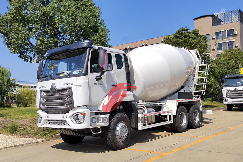 HOWO 8 10 12 CBM Cement Transit Mixer Truck