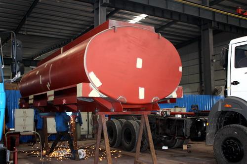 Produksyon ng 20 CBM water tanker truck ( Part 3- Tanker cover welding)