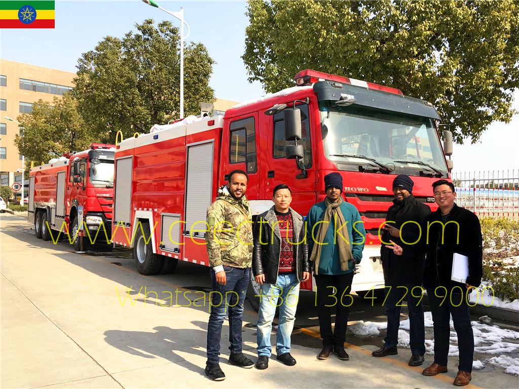 Mga kliyente sa Ethiopia na bumibisita sa CEEC para sa pagbili ng HOWO fire truck