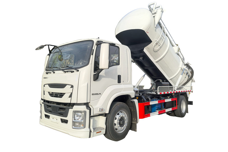 Isuzu 4X GIGA 10cbm combination vacuum jetter truck